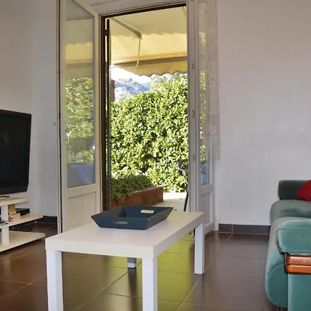 Дом отдыха Two-bedroom Holiday In